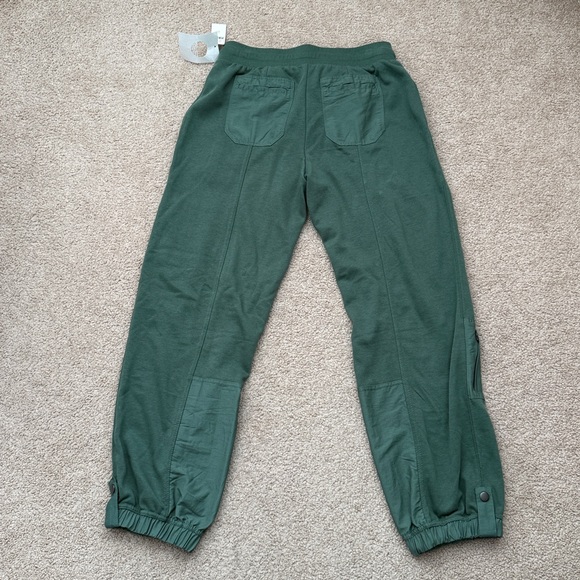 NWT Daily Practice Killington Moss Green Cargo Utility Jogger Pants Size XS - Picture 4 of 10
